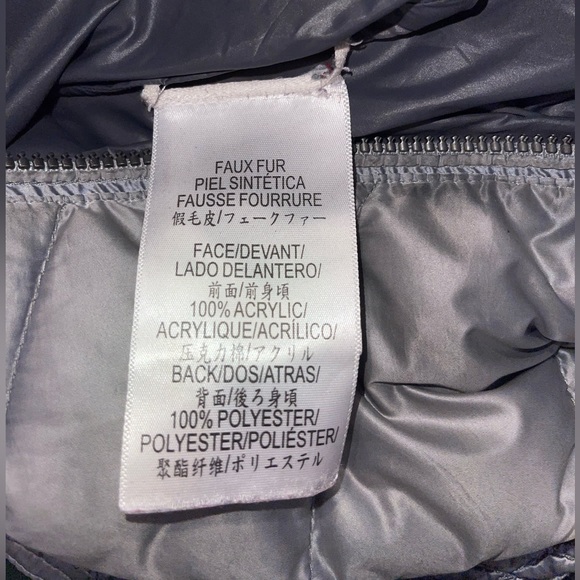 BCBGMaxazria Puffer Jacket with Faux Fur Collar. Silver Color. Women’s Size L - Picture 10 of 11